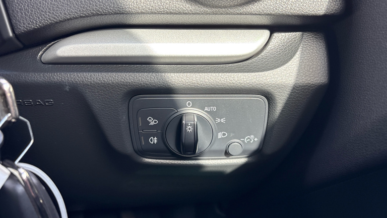 Audi A3 35 TFSI SE Technik 5dr S Tronic Petrol Hatchback